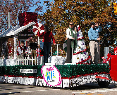 record crowd lines streets for raleigh christmas parade raleigh christmas parade route